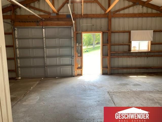 9959 N 108 Street, Omaha, NE 68142