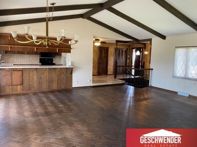 9959 N 108 Street, Omaha, NE 68142
