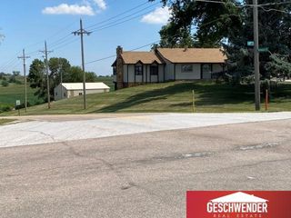 9959 N 108 Street, Omaha, NE 68142
