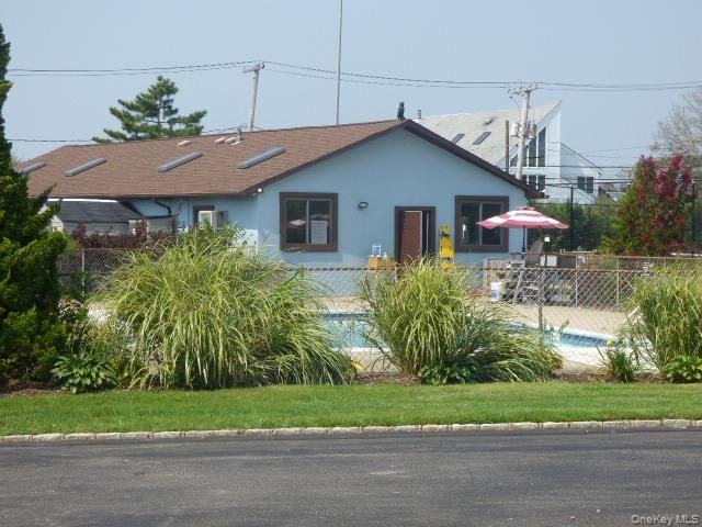 1 Anchorage 101, Freeport, NY 11520