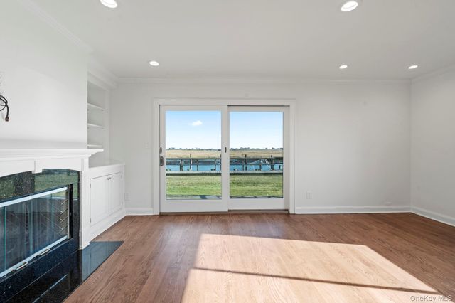 1 Anchorage 101, Freeport, NY 11520