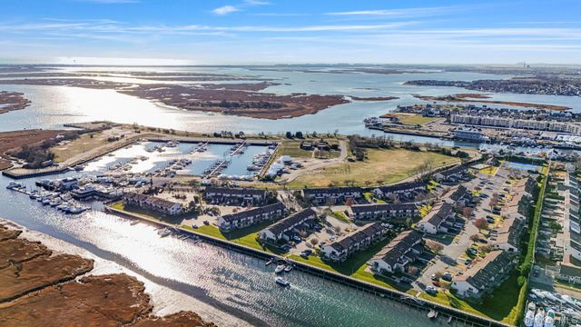 1 Anchorage 101, Freeport, NY 11520