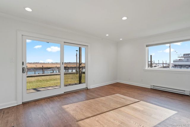 1 Anchorage 101, Freeport, NY 11520