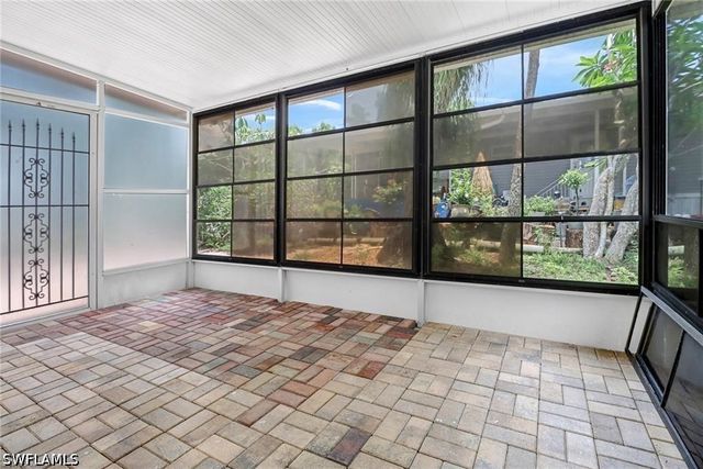 120 Grassy Key LN 38, Naples, FL 34114