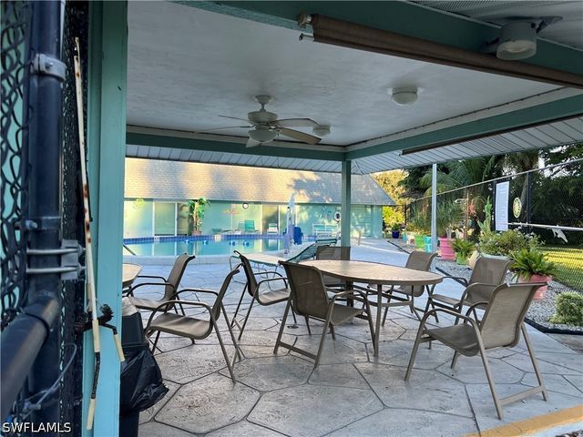 120 Grassy Key LN 38, Naples, FL 34114