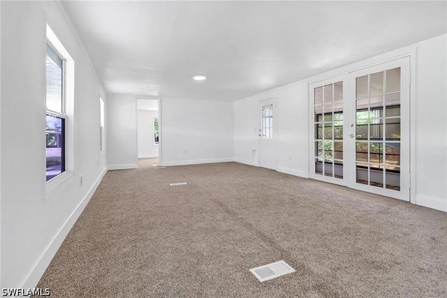 120 Grassy Key LN 38, Naples, FL 34114