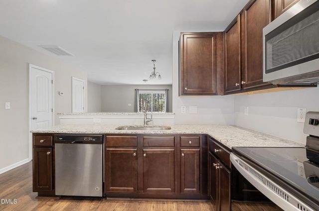 129 Longleaf Pine Street, Clayton, NC 27527