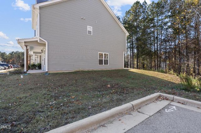 129 Longleaf Pine Street, Clayton, NC 27527