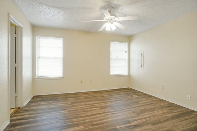7470 Tiffany Meadows Lane, Fort Worth, TX 76140