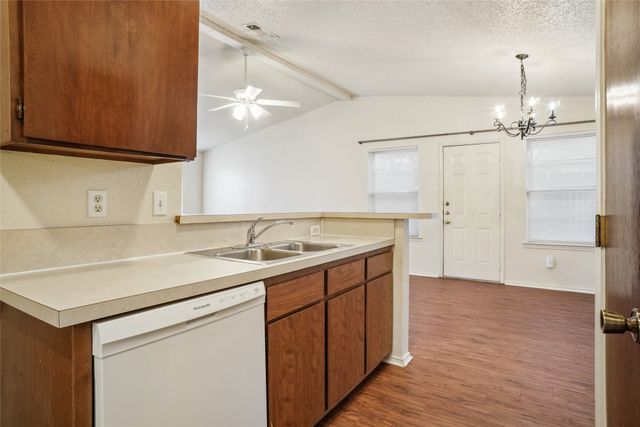 7470 Tiffany Meadows Lane, Fort Worth, TX 76140