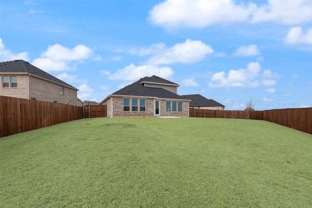 1411 Lowe Pond Street, Forney, TX 75126