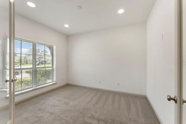 17192 Wild Robin Lane, Conroe, TX 77302