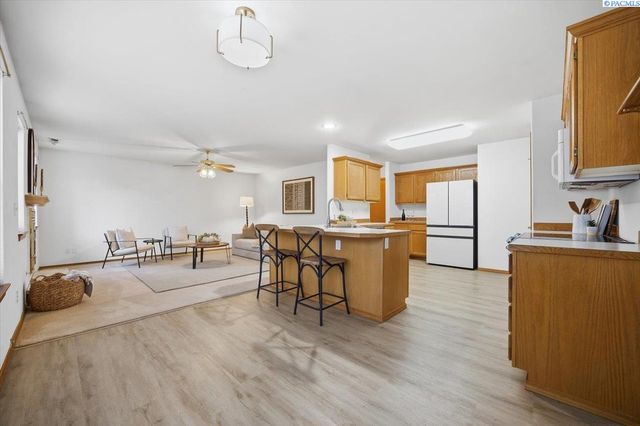 3509 S Irby St, Kennewick, WA 99337