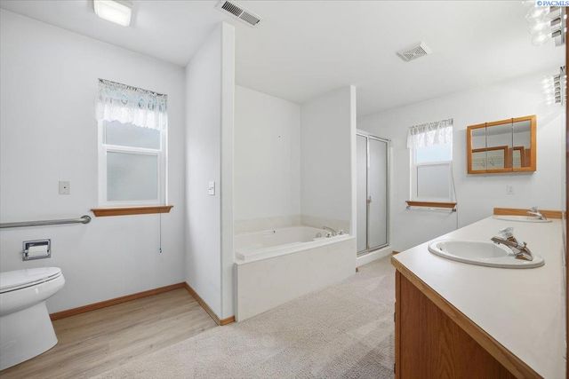 3509 S Irby St, Kennewick, WA 99337