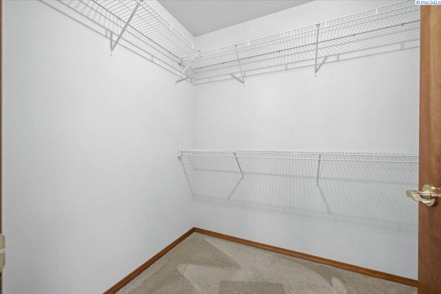 3509 S Irby St, Kennewick, WA 99337