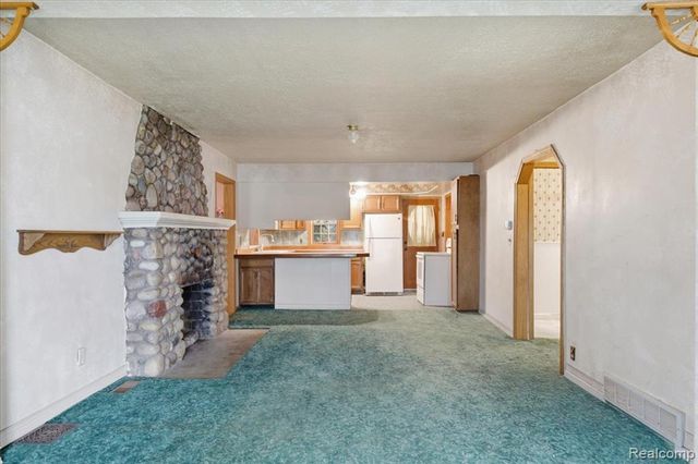 5896 Silver Birch Road, Hadley, MI 48462