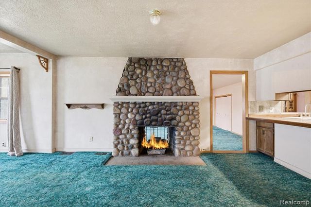 5896 Silver Birch Road, Hadley, MI 48462