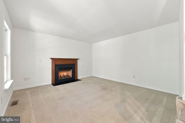 228 WARNER LN, Hedgesville, WV 25427