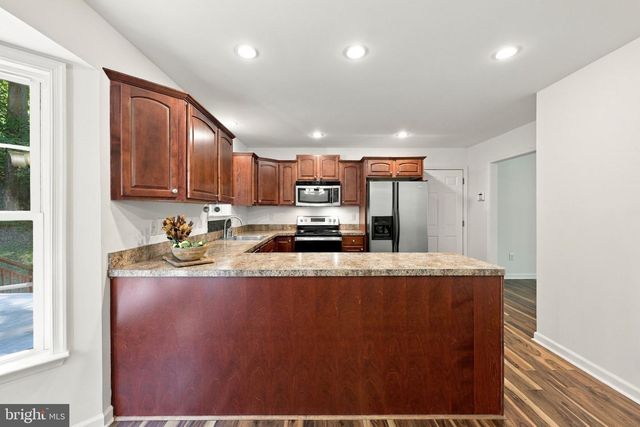 228 WARNER LN, Hedgesville, WV 25427