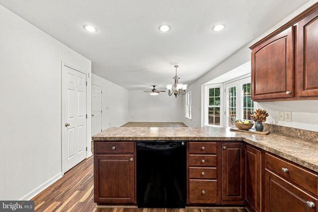 228 WARNER LN, Hedgesville, WV 25427