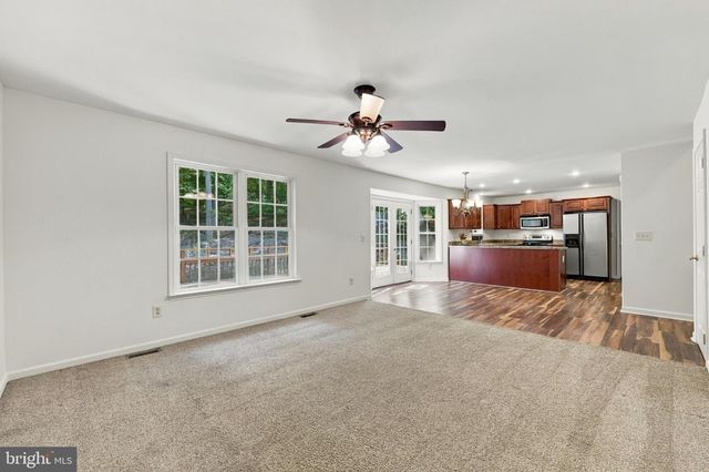 228 WARNER LN, Hedgesville, WV 25427