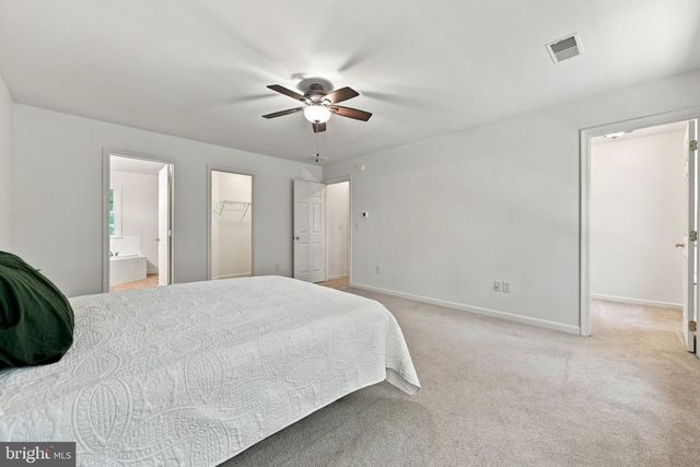 228 WARNER LN, Hedgesville, WV 25427