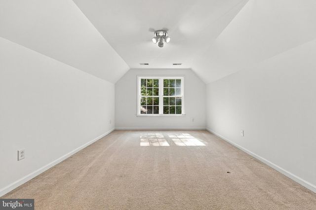 228 WARNER LN, Hedgesville, WV 25427