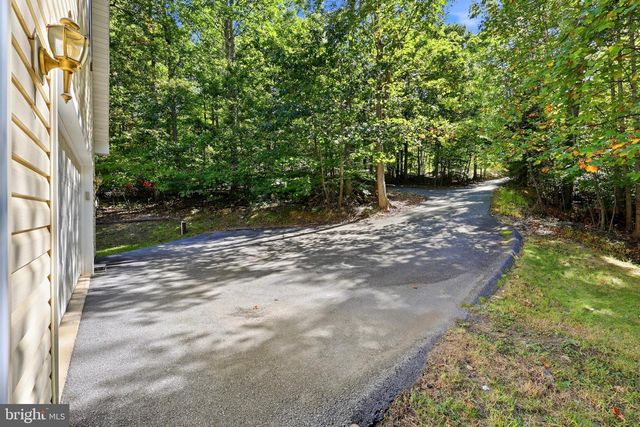 228 WARNER LN, Hedgesville, WV 25427