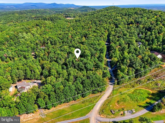 228 WARNER LN, Hedgesville, WV 25427