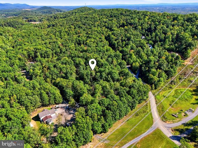 228 WARNER LN, Hedgesville, WV 25427