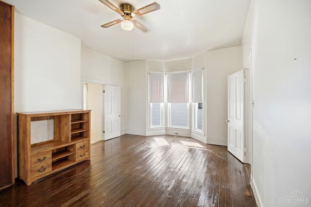 202 W 69th Street, Cincinnati, OH 45216