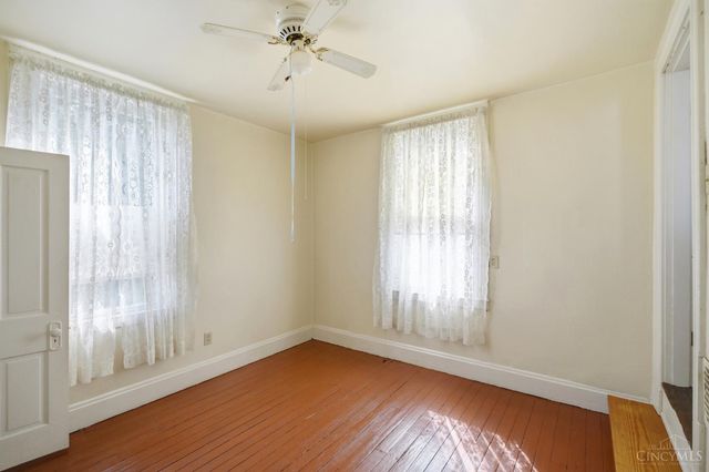 202 W 69th Street, Cincinnati, OH 45216