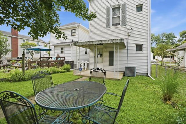 202 W 69th Street, Cincinnati, OH 45216