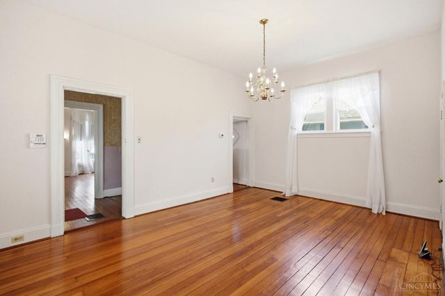 202 W 69th Street, Cincinnati, OH 45216