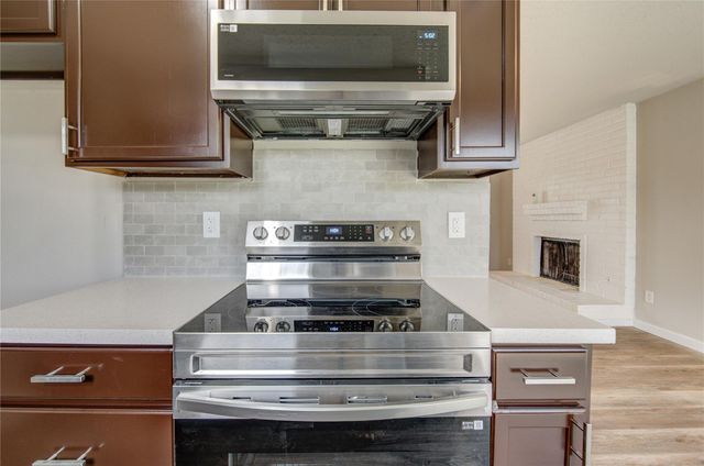 7411 Trabajo Drive, Houston, TX 77083