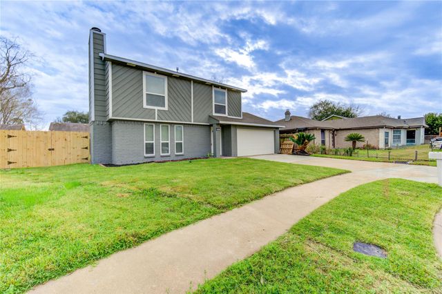 7411 Trabajo Drive, Houston, TX 77083