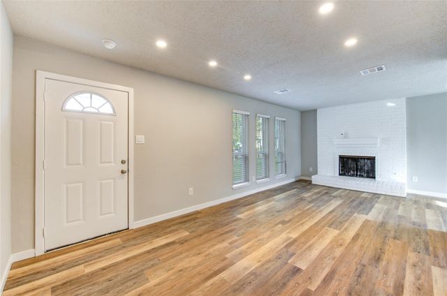 7411 Trabajo Drive, Houston, TX 77083