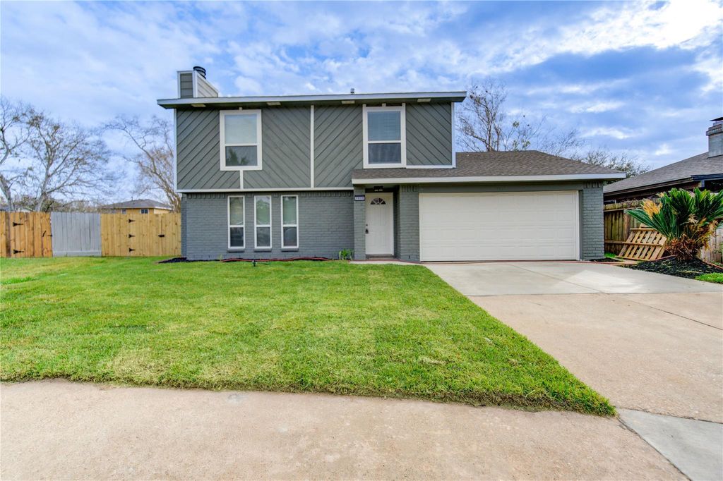 7411 Trabajo Drive, Houston, TX 77083