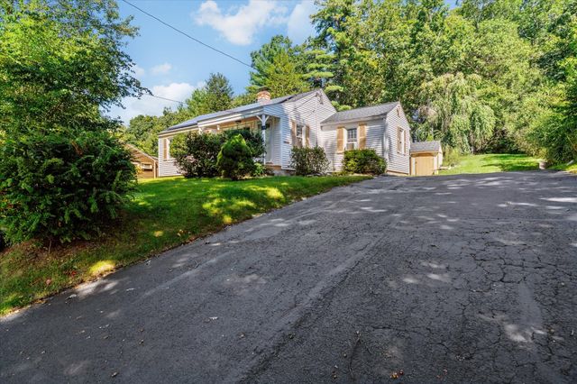 44 New Boston Road, Sturbridge, MA 01566