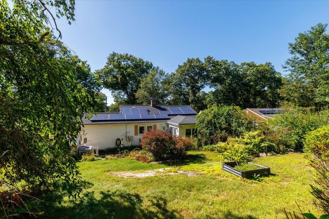 44 New Boston Road, Sturbridge, MA 01566