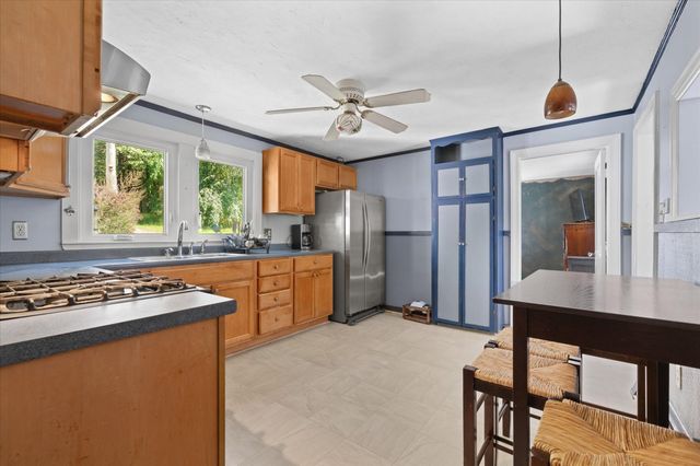 44 New Boston Road, Sturbridge, MA 01566
