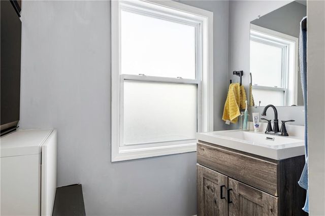 416 Kensington Avenue, Kansas City, MO 64124