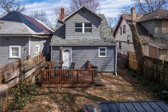 416 Kensington Avenue, Kansas City, MO 64124