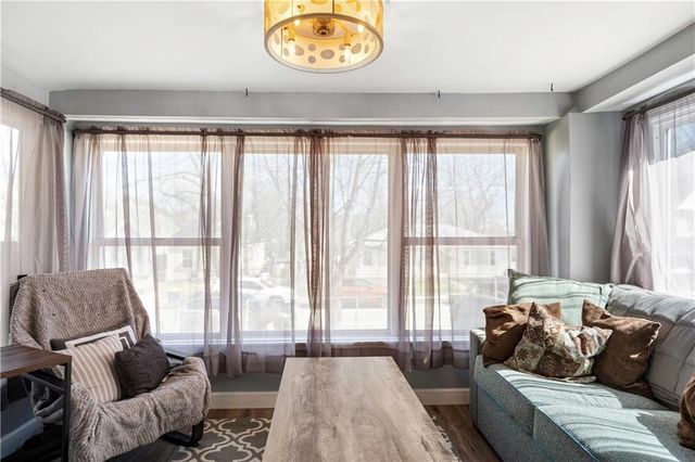 416 Kensington Avenue, Kansas City, MO 64124