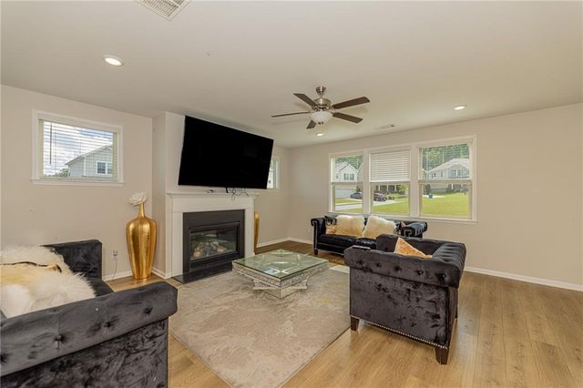 1820 Wellston Drive, Lawrenceville, GA 30043