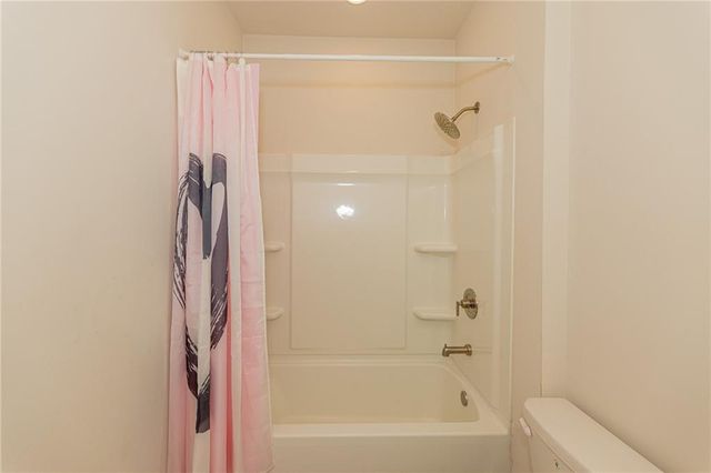 1820 Wellston Drive, Lawrenceville, GA 30043