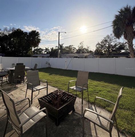 7060 52ND STREET N, Pinellas Park, FL 33781