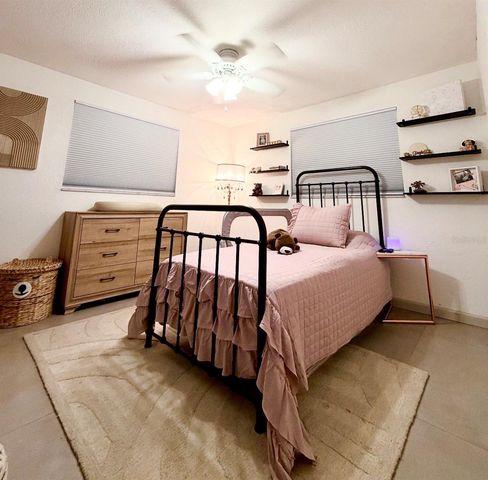 7060 52ND STREET N, Pinellas Park, FL 33781