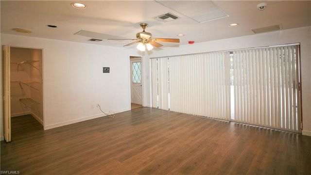 1525 Covington CIR E, Fort Myers, FL 33919