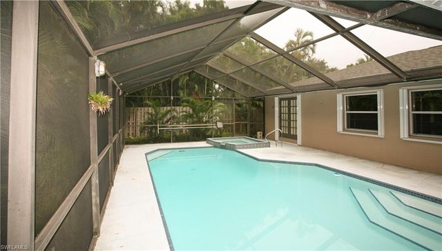 1525 Covington CIR E, Fort Myers, FL 33919